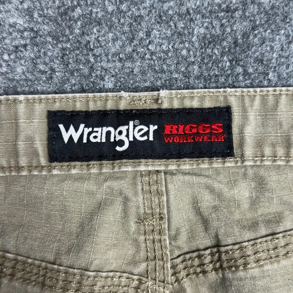 Wrangler Riggs Mens Cargo Shorts 42 Workwear Ranger Khaki Tan Ripstop Carpenter
